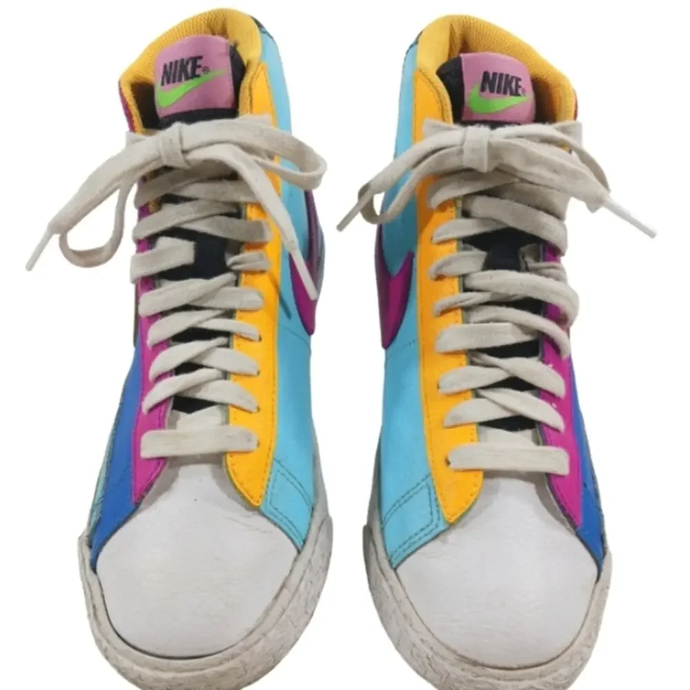 Nike Blazer Multi Color Sneakers GUC size 5Y S2284